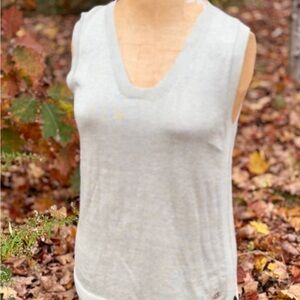 Loro Piana Light Gray V-Neck Sweater Vest